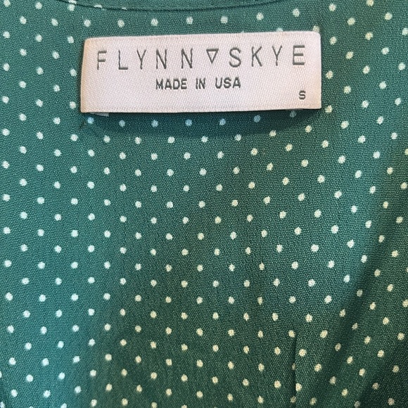 Flynn Skye Green Micro Dot Off The Shoulder Midi Dress Size Small - Picture 11 of 13